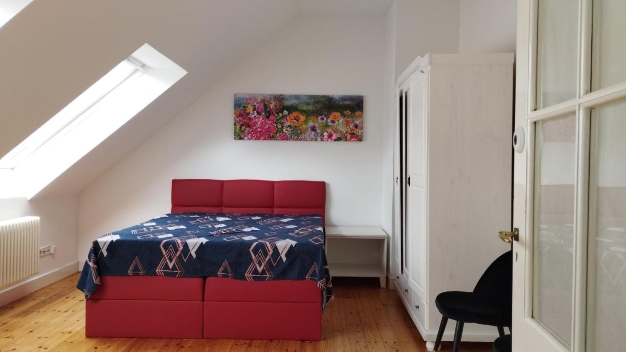 Apartamento Mannheim Zentrum Stadthaus Zimmer 3 Exterior foto